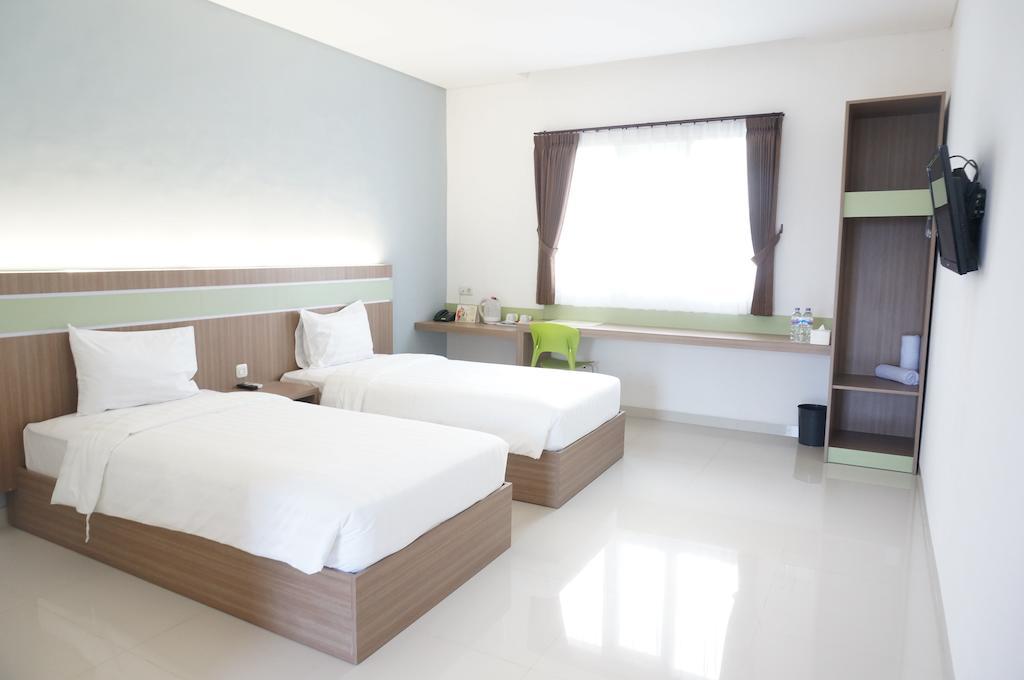 Rumah Cassa Guest House Surabaya Quarto foto