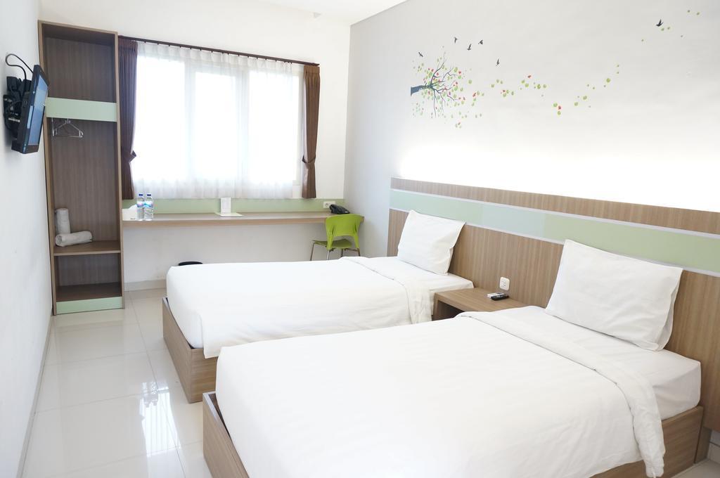 Rumah Cassa Guest House Surabaya Quarto foto